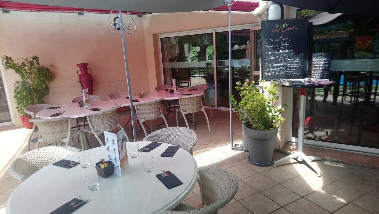 Logis Hotel Restaurant Uzes Pont Du Gard Buitenkant foto